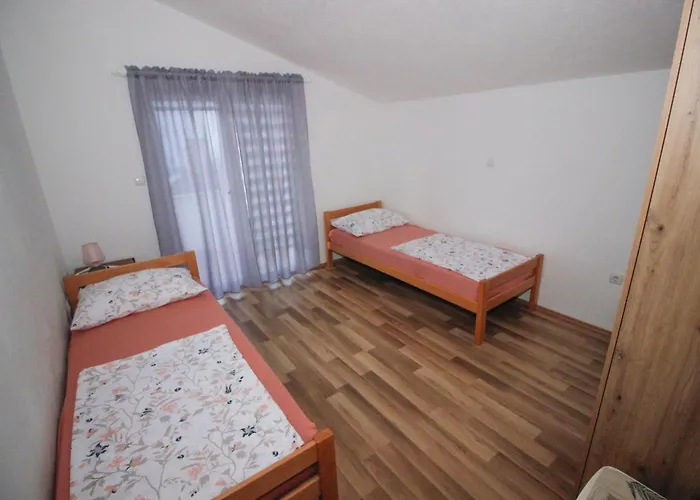 Ladan * Omišalj